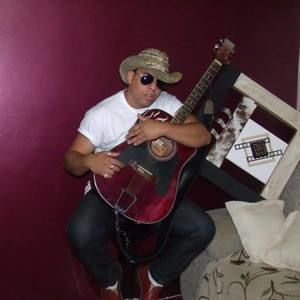 Meet your Posher, Lucas